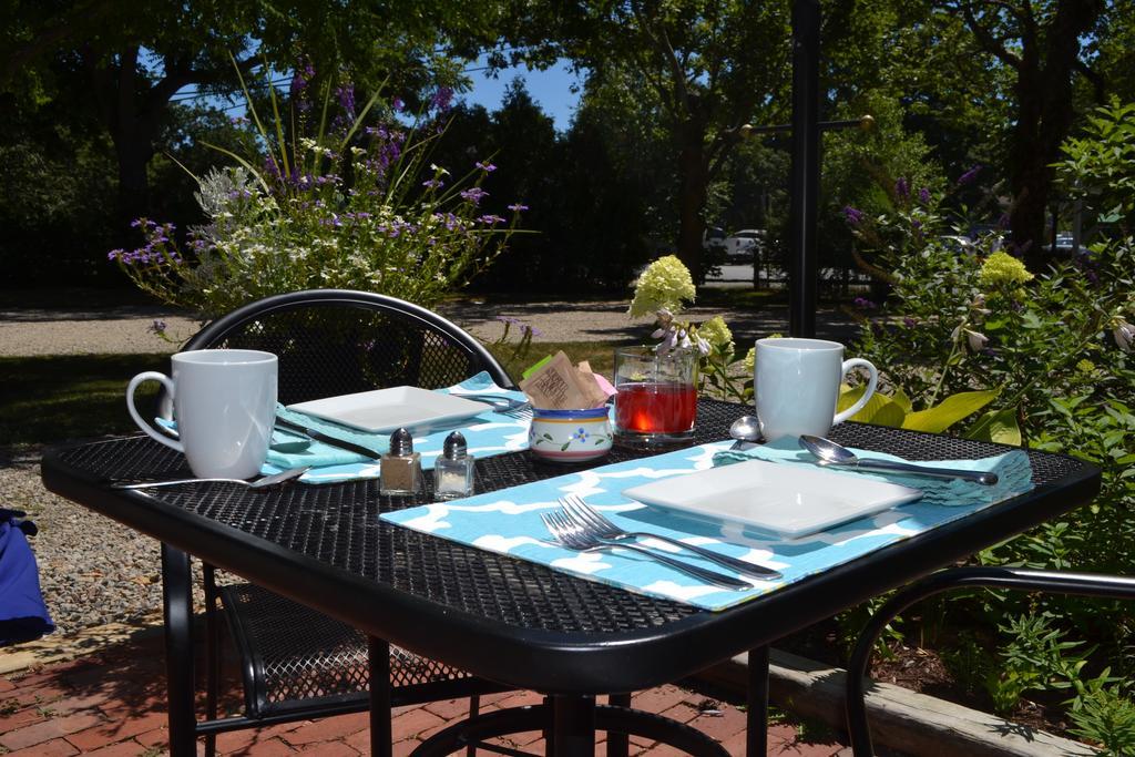 Bed and Breakfast The Parsonage East Orleans Exterior foto